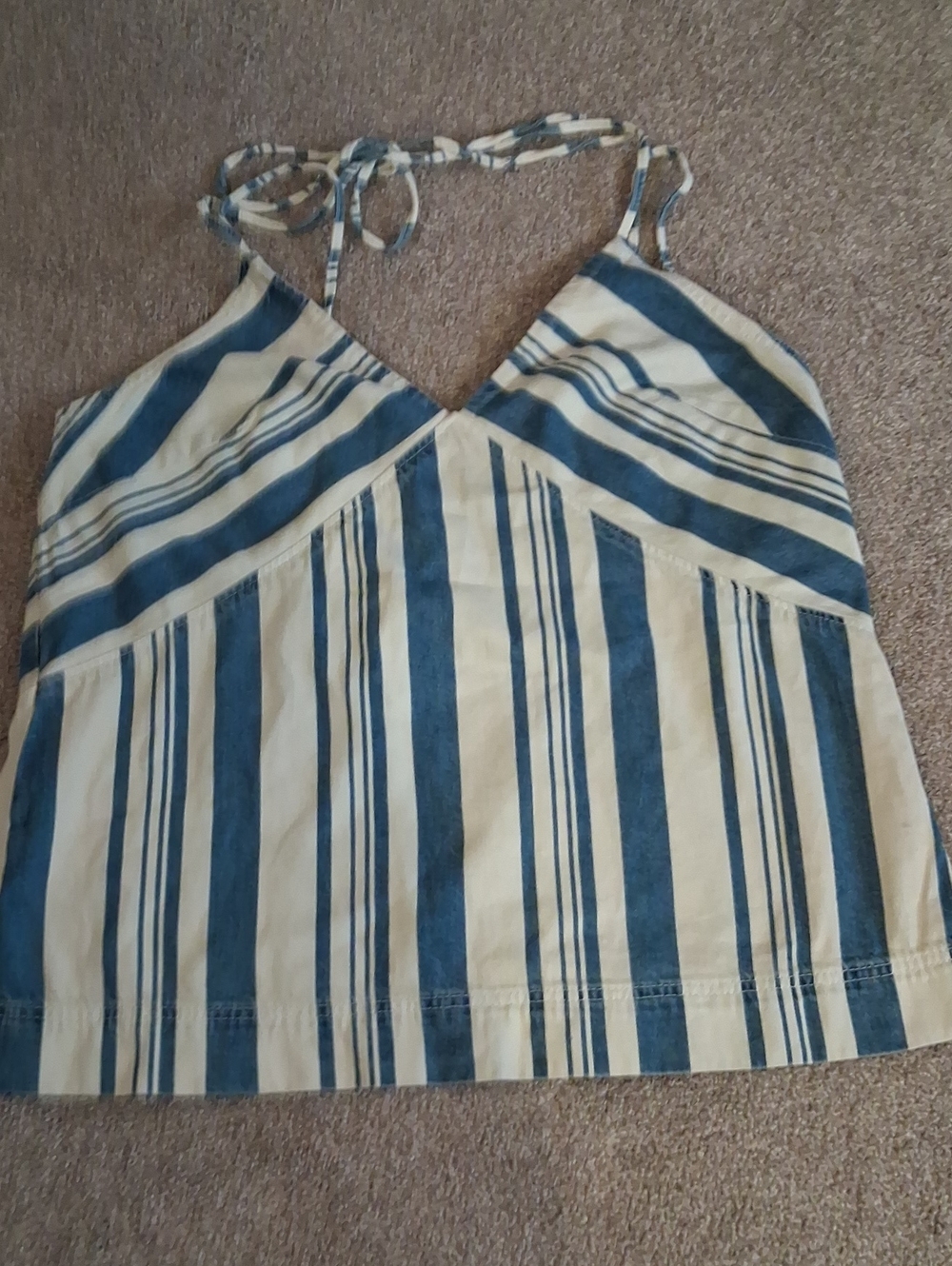 NWT Universal Thread Striped Denim Halter Top. V-neck L
